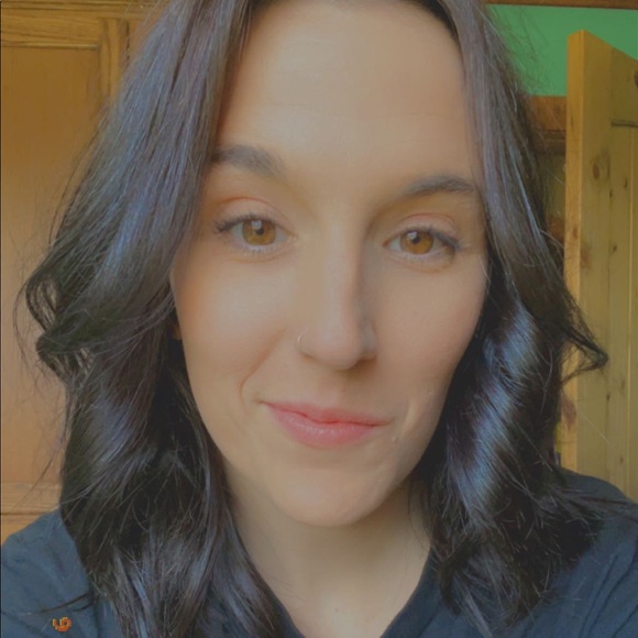 Meet your Posher, Sabrina - Picture 1 of 1